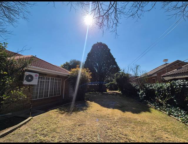 4 BEDROOM HOUSE FOR SALE IN BISHOPS BAY